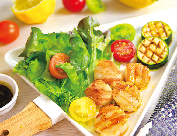 想瘦身就吃温沙拉!沙拉+煎干贝超搭...“不缩水”秘诀曝光