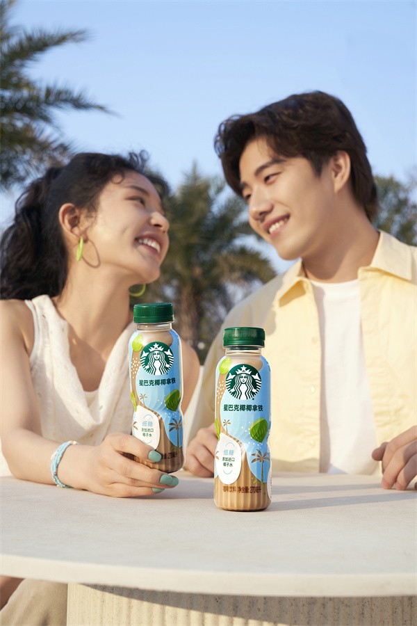 1772612119212604.jpg 瓶装星巴克全新上市,椰香咖醇,风味层层